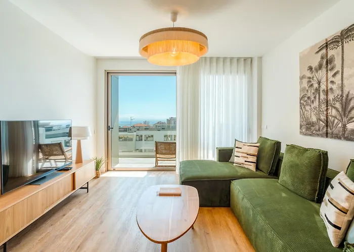 Apartment The Pink Palm By Amazing Madeira Funchal (Madeira)